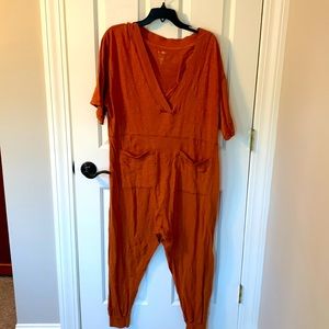 Natural life romper in rust